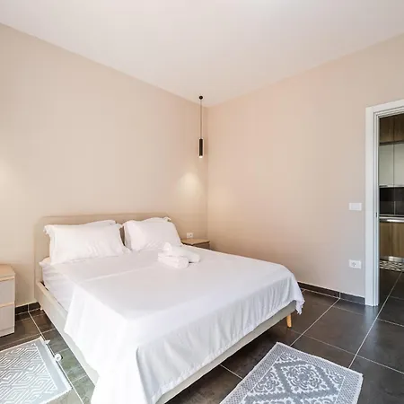 Galleria Roma Tirana