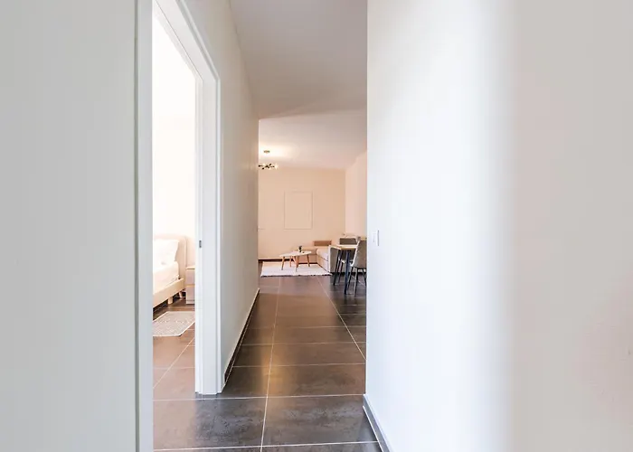 Galleria Roma * Tirana